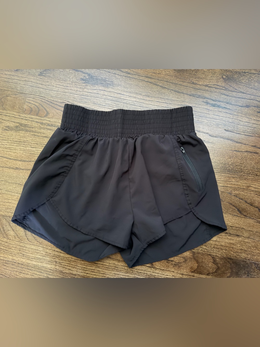 Black Elastic Waist Athletic Shorts Size L